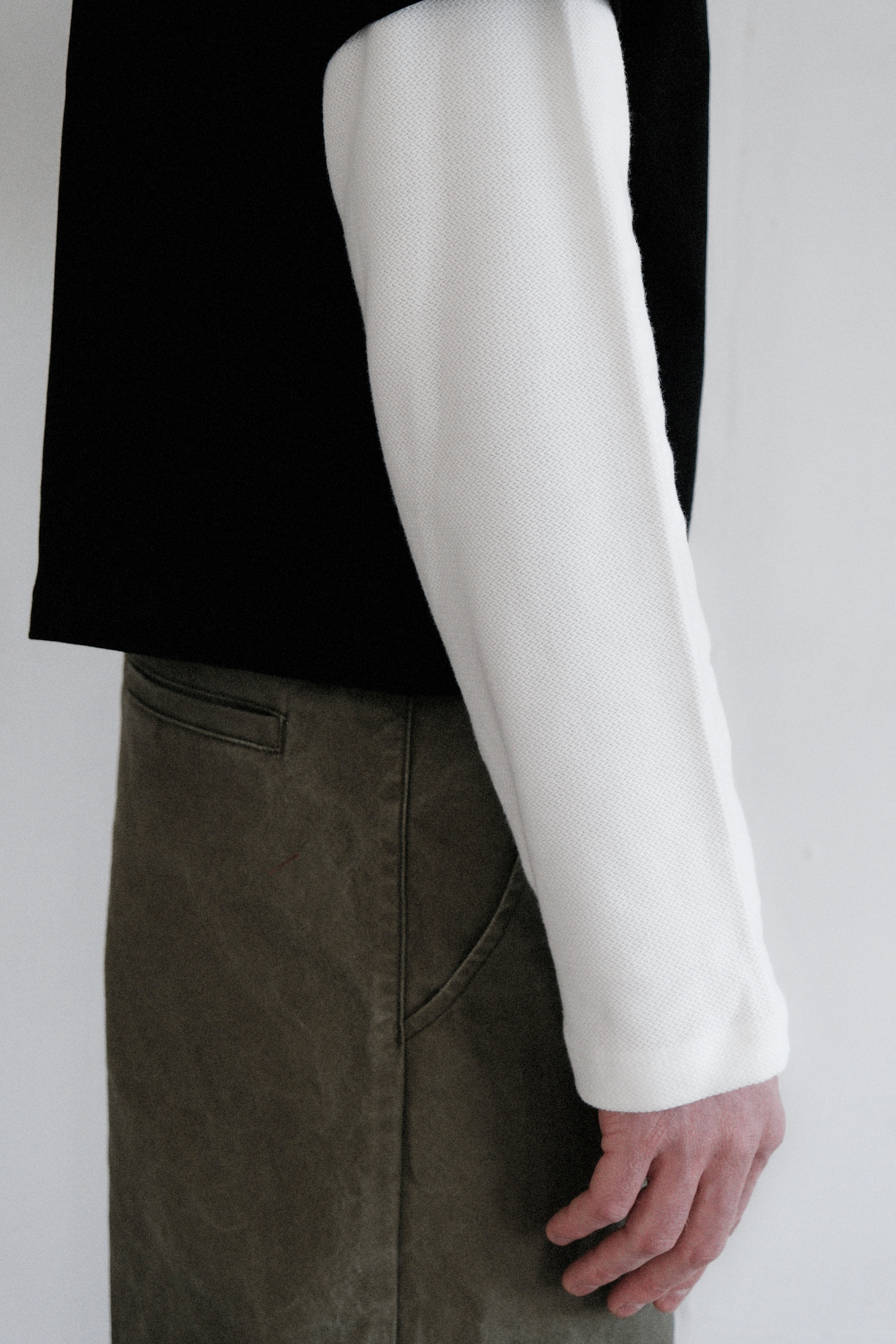 Long sleeve / b&w
