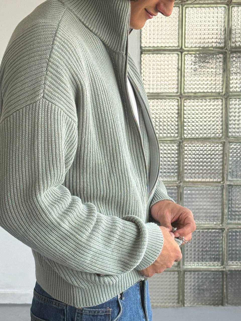 Zip sweater / mint